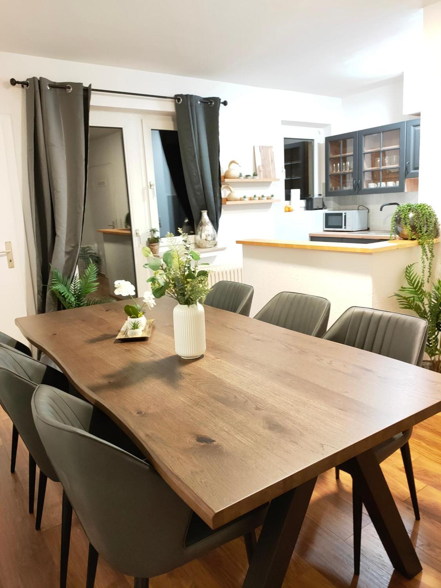 Large Central Apartment - Modern & Fully Equipped - Near Fair Köln Eksteriør billede