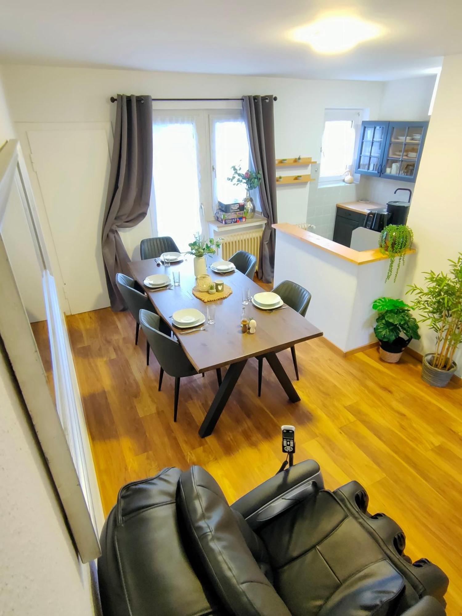 Large Central Apartment - Modern & Fully Equipped - Near Fair Köln Eksteriør billede